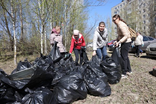 В Госдуме предложили давать скидку на услуги ЖКХ за участие в субботниках